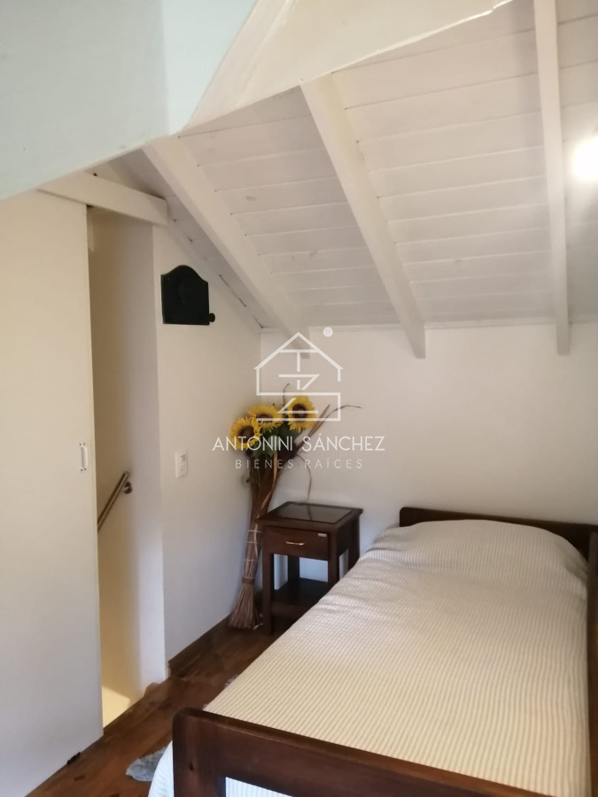 Apartamento ID.2423 - IMPERDIBLE!!! C PARRILLERO PROPIO DUPLEX TIPO CASA ZONA CANTEGRIL