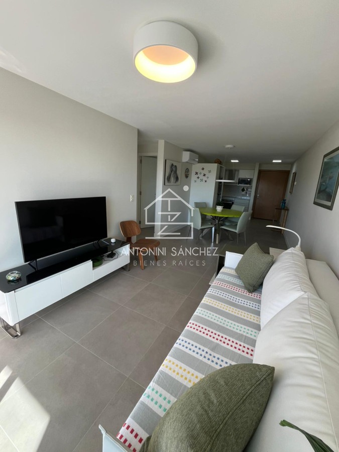 Apartamento ID.2657 - Venta Apartamento 1 Dormitorio Punta del Este Av Roosevelt