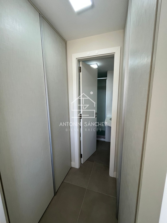 Apartamento ID.2657 - Venta Apartamento 1 Dormitorio Punta del Este Av Roosevelt