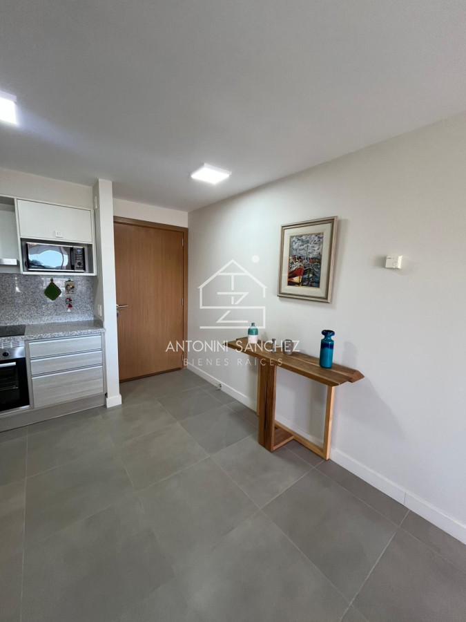 Apartamento ID.2657 - Venta Apartamento 1 Dormitorio Punta del Este Av Roosevelt