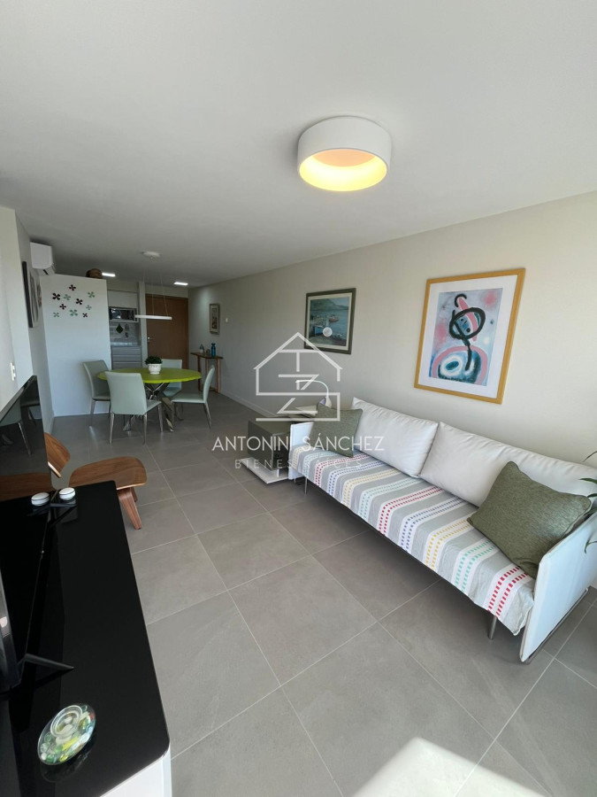 Apartamento ID.2657 - Venta Apartamento 1 Dormitorio Punta del Este Av Roosevelt