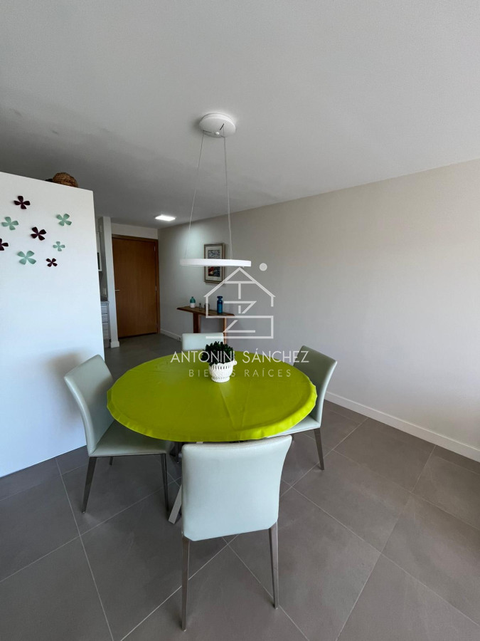 Apartamento ID.2657 - Venta Apartamento 1 Dormitorio Punta del Este Av Roosevelt