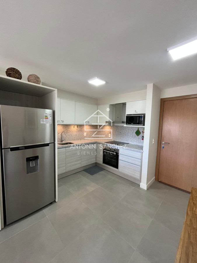 Apartamento ID.2657 - Venta Apartamento 1 Dormitorio Punta del Este Av Roosevelt