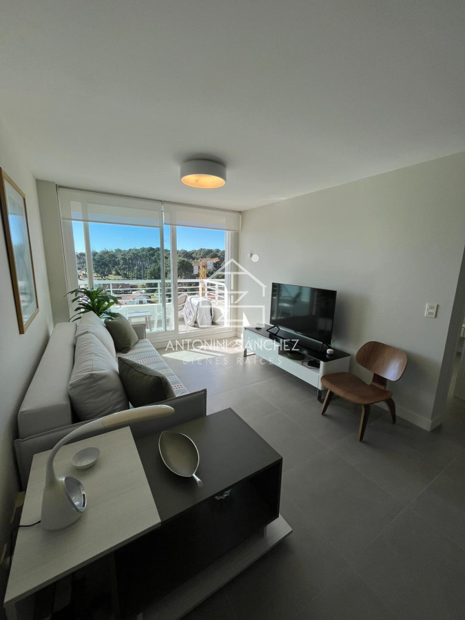 Apartamento ID.2657 - Venta Apartamento 1 Dormitorio Punta del Este Av Roosevelt