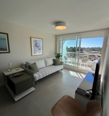 Venta Apartamento 1 Dormitorio Punta del Este Av Roosevelt