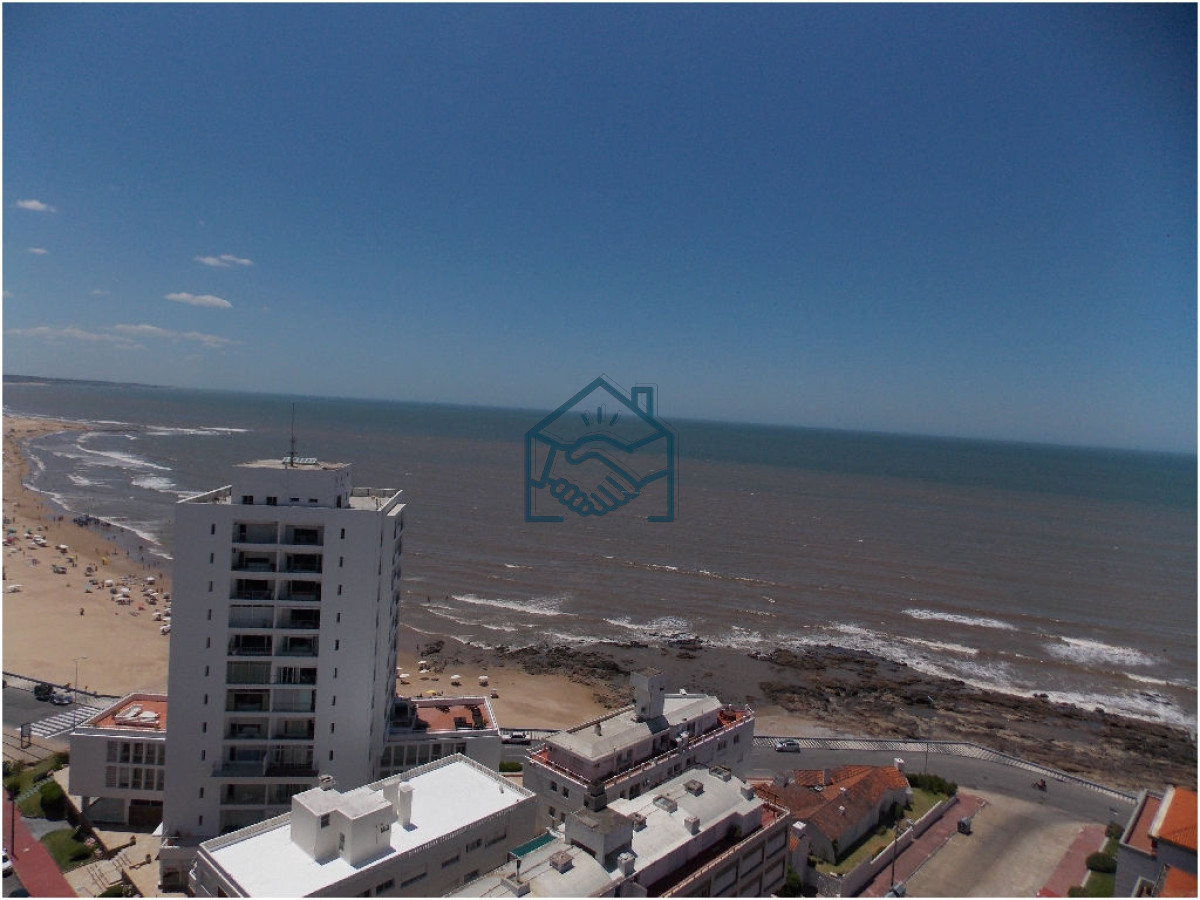 Apartamento ID.717/En-Peninsula,-con-vista-a-brava-y-parrillero-propio- - En Peninsula, con vista a brava y parrillero propio 