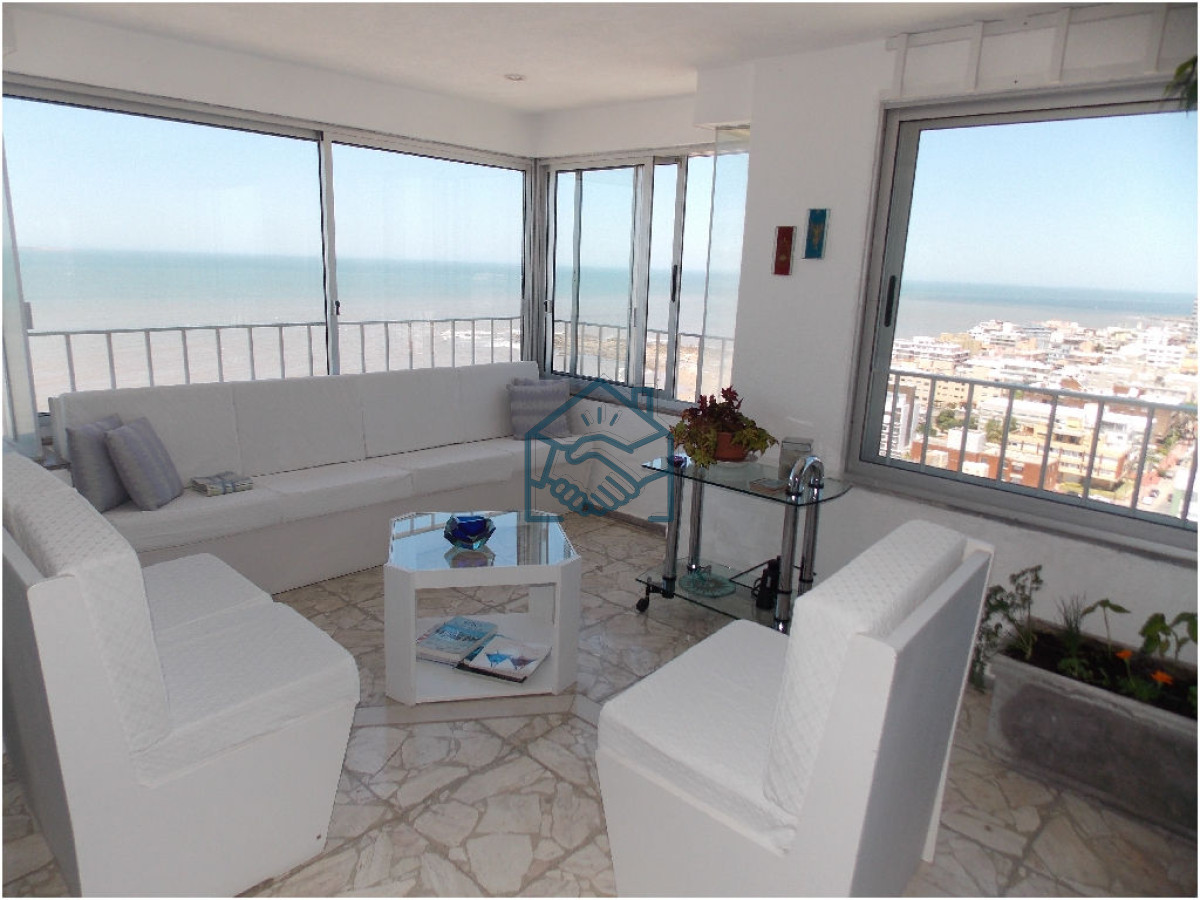 Apartamento ID.717/En-Peninsula,-con-vista-a-brava-y-parrillero-propio- - En Peninsula, con vista a brava y parrillero propio 