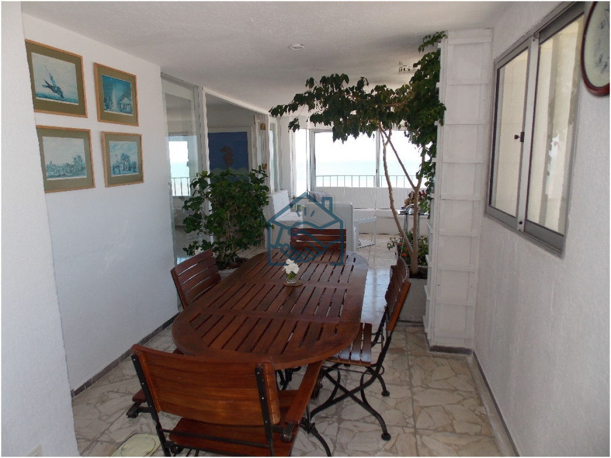 Apartamento ID.717/En-Peninsula,-con-vista-a-brava-y-parrillero-propio- - En Peninsula, con vista a brava y parrillero propio 