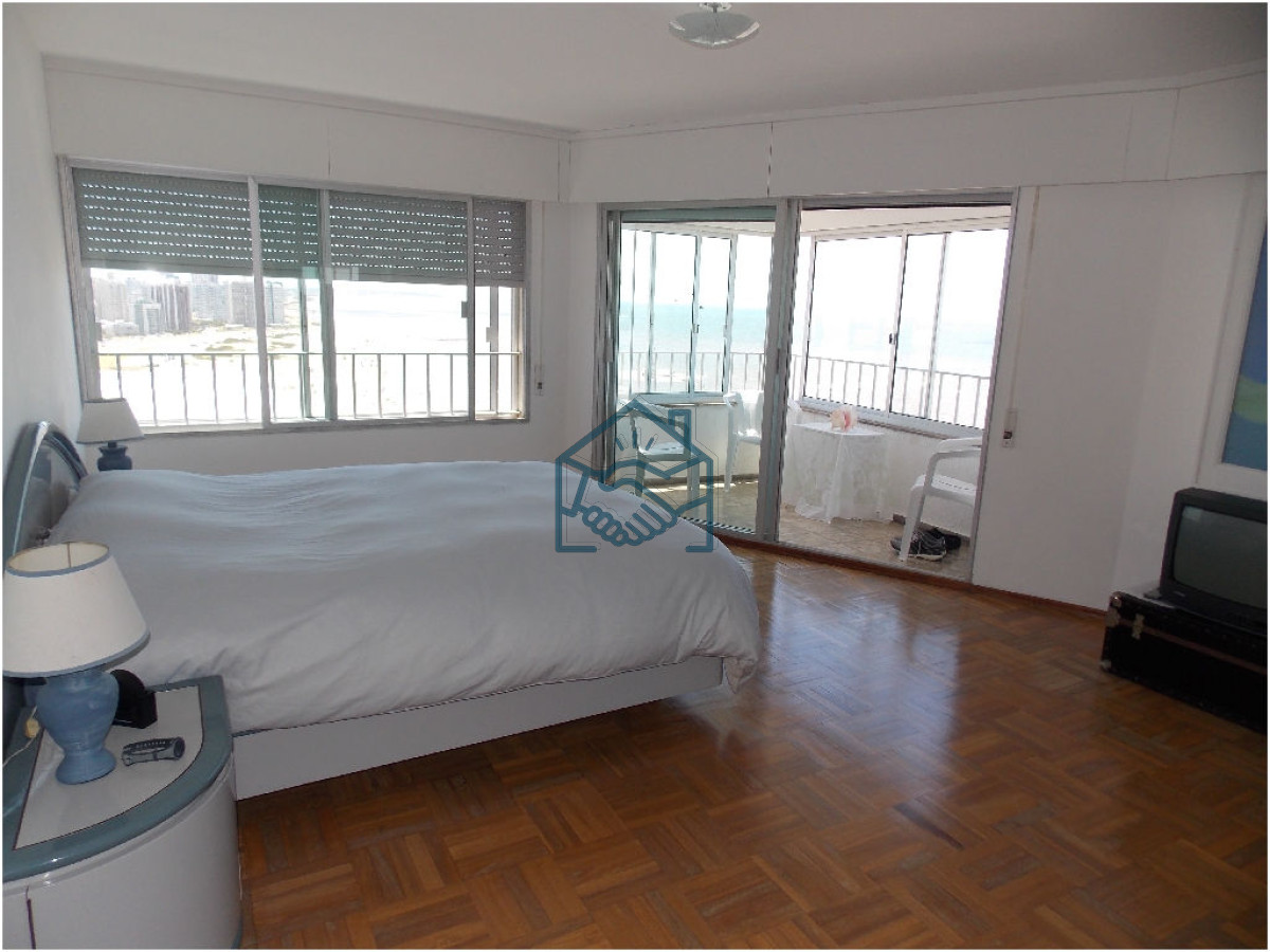 Apartamento ID.717/En-Peninsula,-con-vista-a-brava-y-parrillero-propio- - En Peninsula, con vista a brava y parrillero propio 