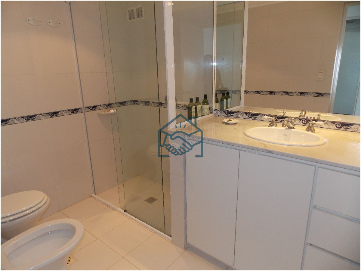 Apartamento ID.717/En-Peninsula,-con-vista-a-brava-y-parrillero-propio- - En Peninsula, con vista a brava y parrillero propio 