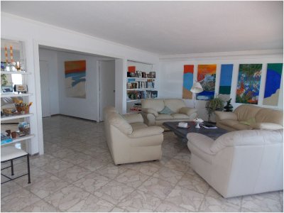 Apartamento ID.717/En-Peninsula,-con-vista-a-brava-y-parrillero-propio- - En Peninsula, con vista a brava y parrillero propio 