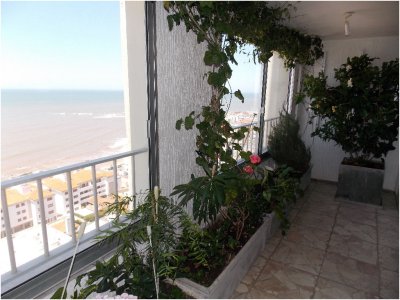 Apartamento ID.717/En-Peninsula,-con-vista-a-brava-y-parrillero-propio- - En Peninsula, con vista a brava y parrillero propio 