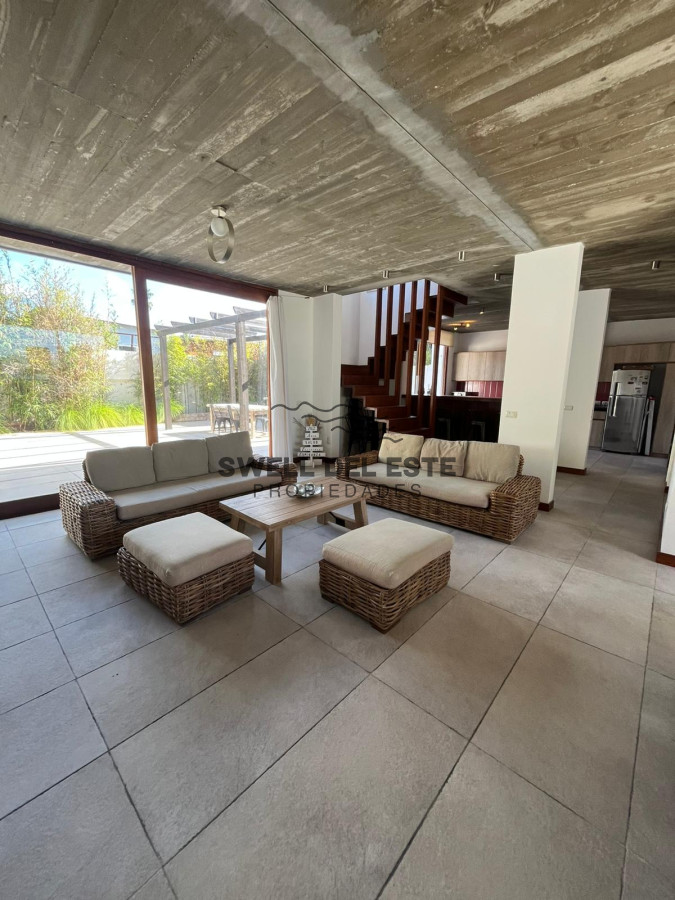 Casa ID.63 - MANANTIALES A 2 CUADRAS DEL MAR