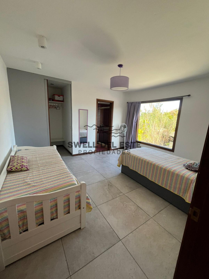 Casa ID.63 - MANANTIALES A 2 CUADRAS DEL MAR