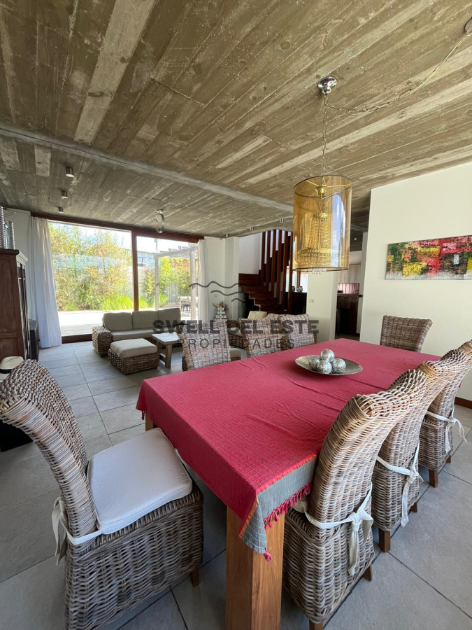 Casa ID.63 - MANANTIALES A 2 CUADRAS DEL MAR