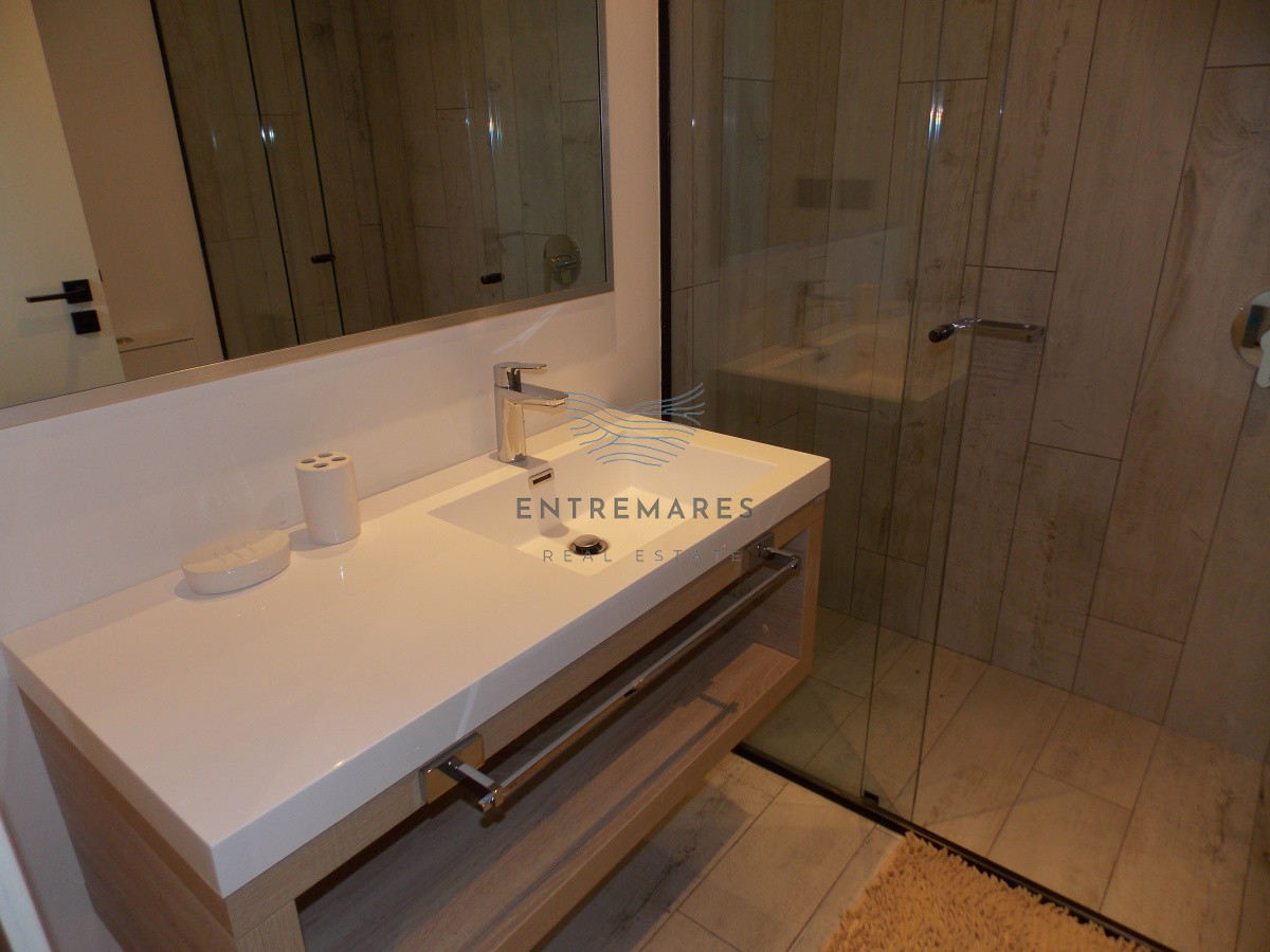 Apartamento ID.245 - BRAVA - EDIFICIO SURFSIDE PUNTA DEL ESTE 