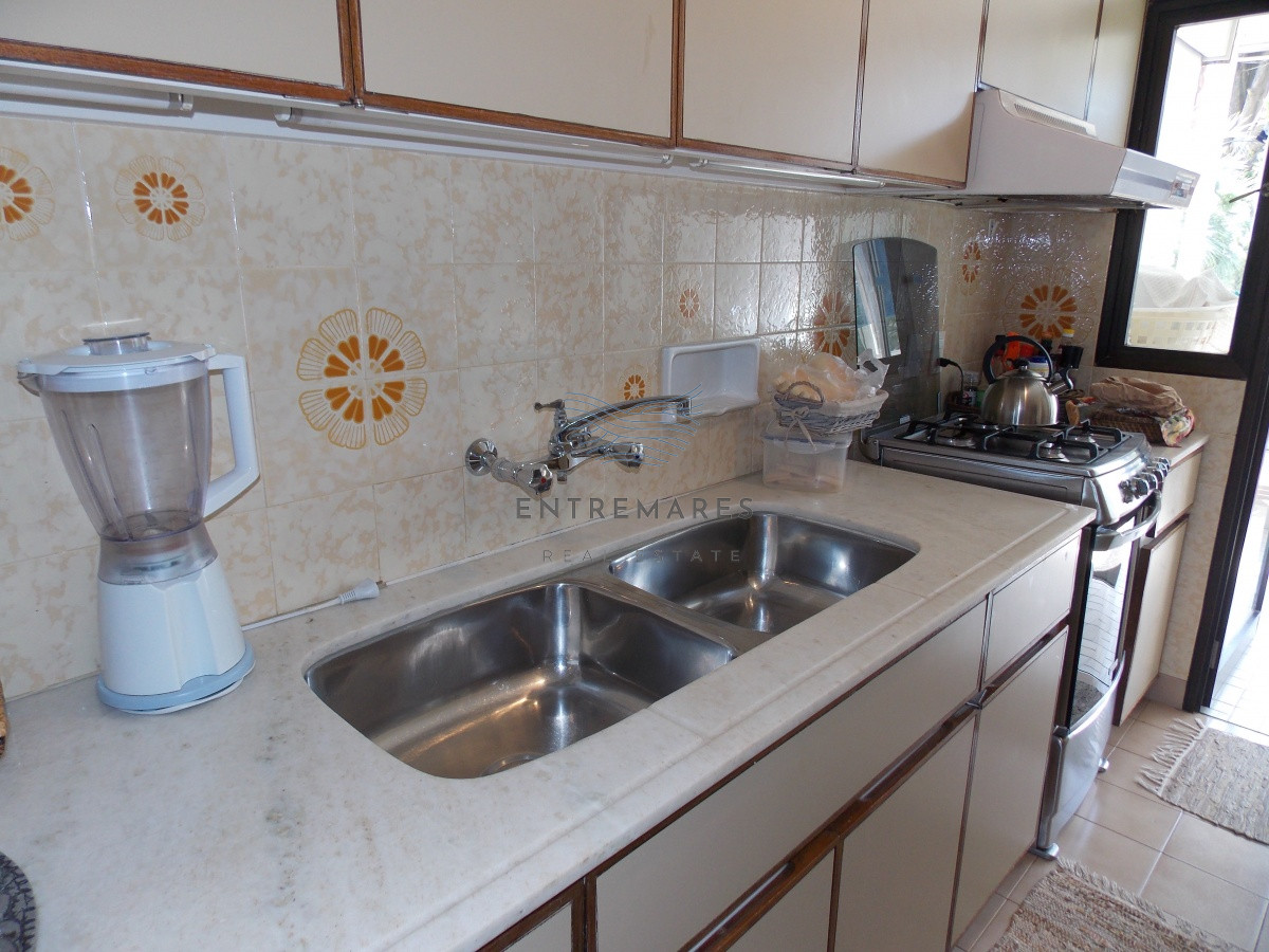 Apartamento ID.160 - MUY BUEN APARTAMENTO FRENTE AL MAR