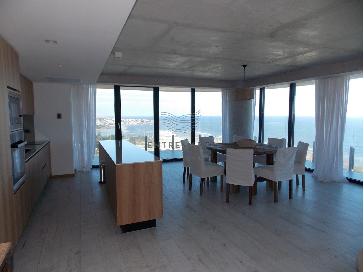 Apartamento ID.246 - BRAVA - EDIFICIO SURFSIDE PUNTA DEL ESTE 