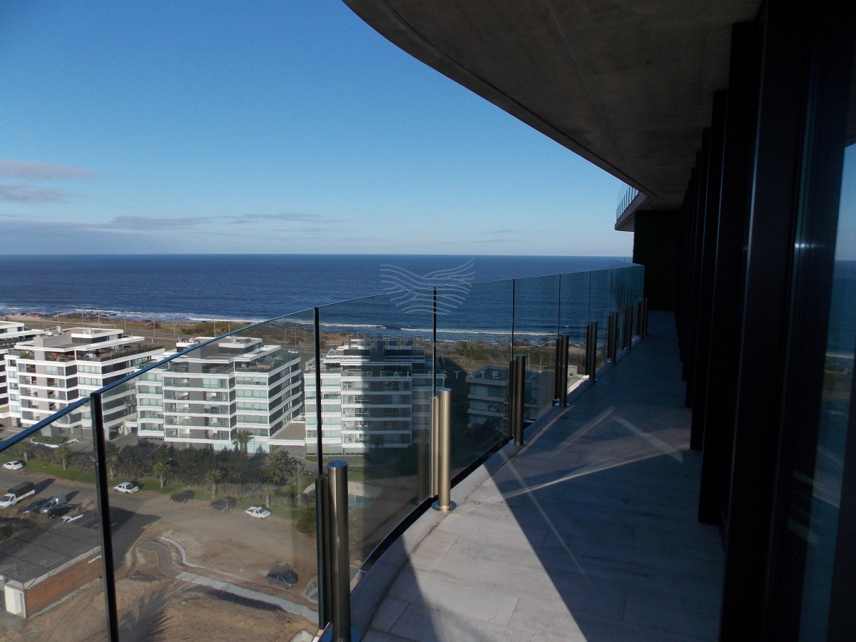 Apartamento ID.245 - BRAVA - EDIFICIO SURFSIDE PUNTA DEL ESTE 