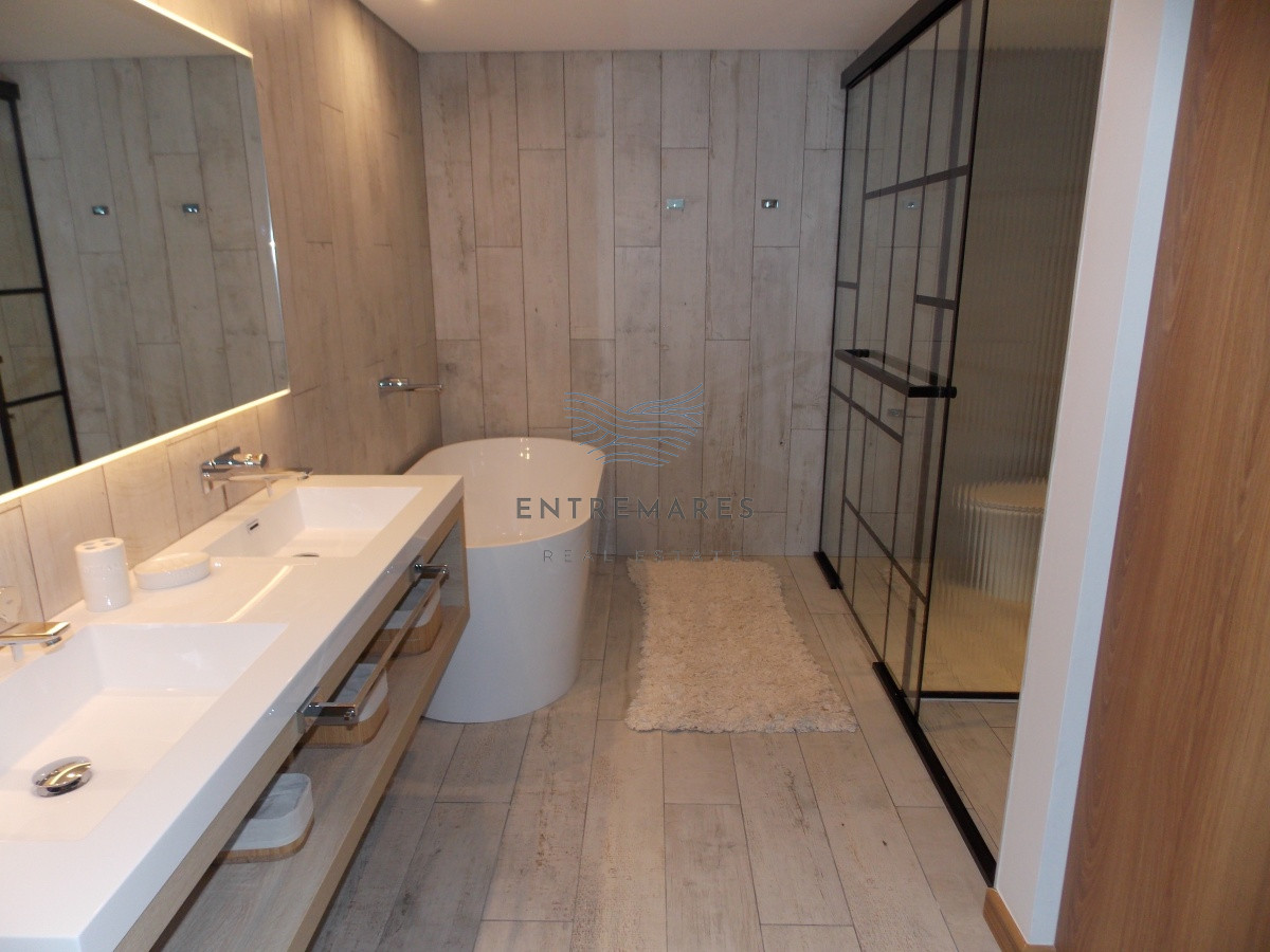 Apartamento ID.246 - BRAVA - EDIFICIO SURFSIDE PUNTA DEL ESTE 