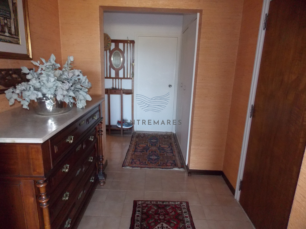 Apartamento ID.160 - MUY BUEN APARTAMENTO FRENTE AL MAR
