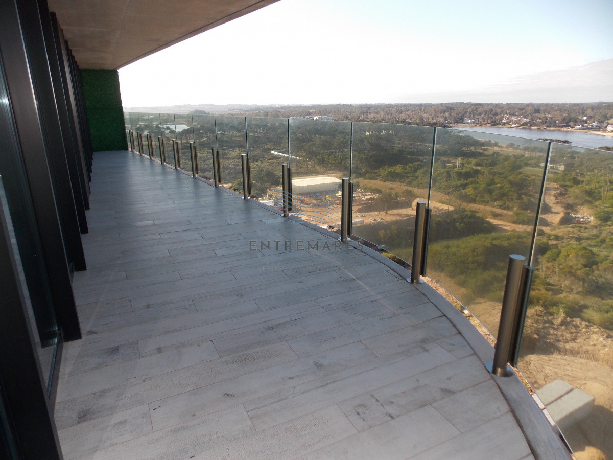 Apartamento ID.246 - BRAVA - EDIFICIO SURFSIDE PUNTA DEL ESTE 