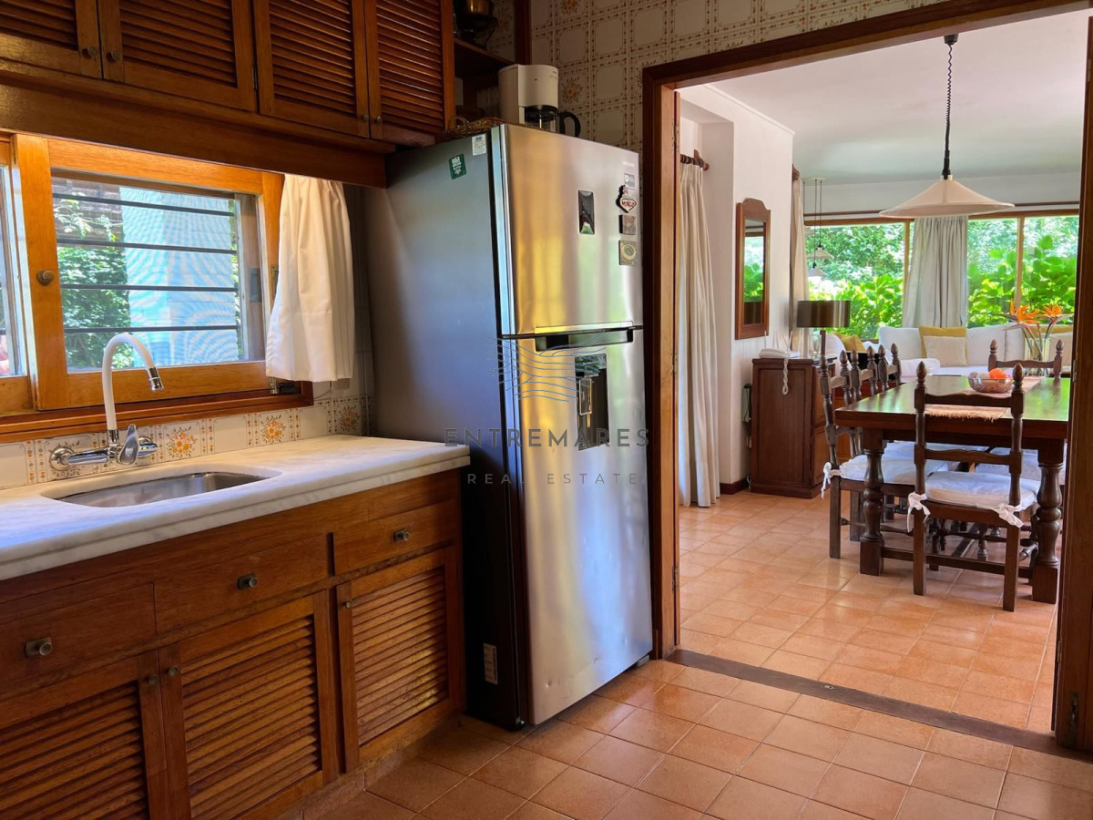 Casa ID.93 - Muy linda casa a 100 mts. del mar