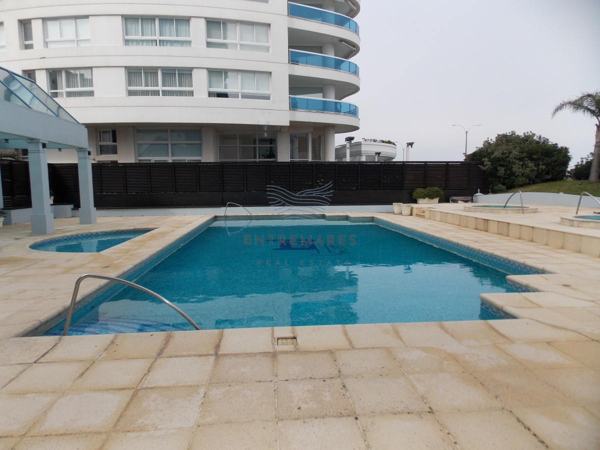 Apartamento ID.167 - OPORTUNIDAD EN MANSA  CON EXCELENTE VISTA AL MAR