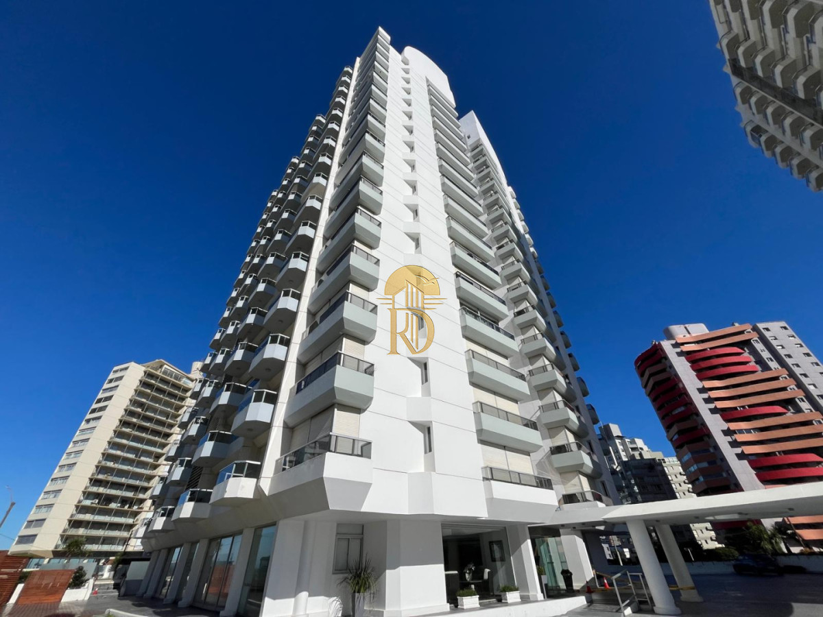 BRAVA, A 100 MTS DEL MAR. COMODO APARTAMENTO CON MUY BUENOS SERVICIOS -id-930-11