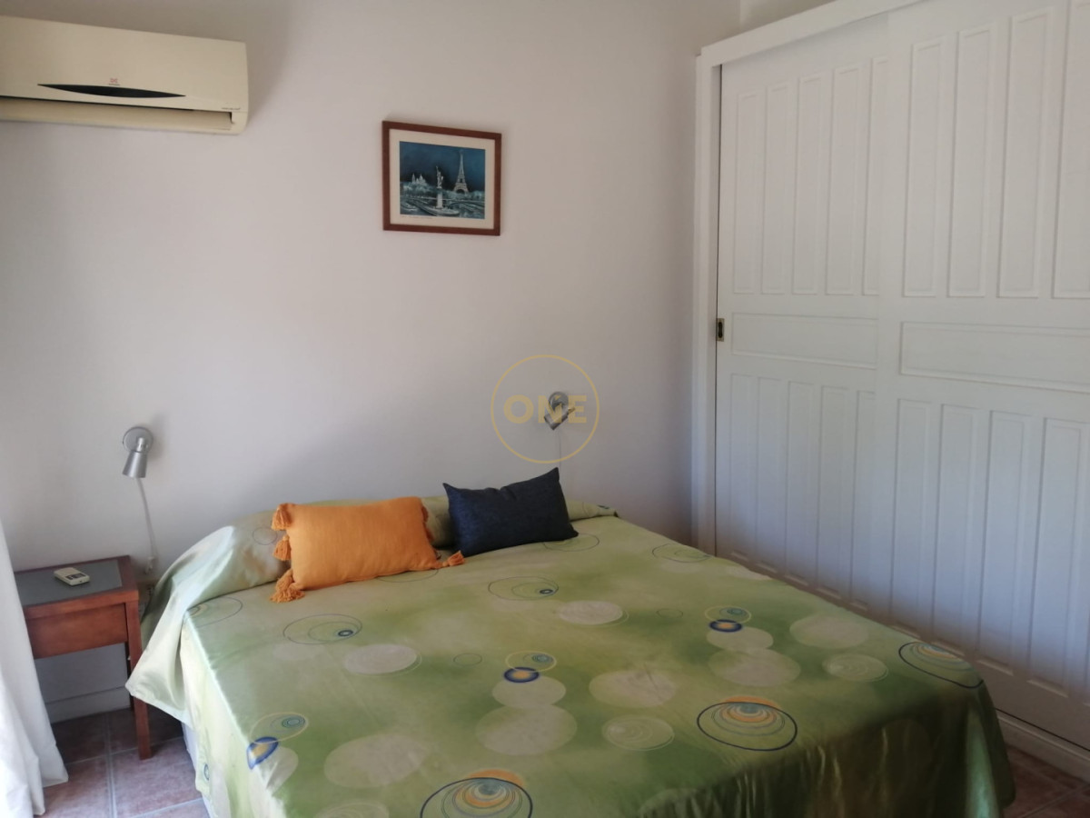 Apartamento ID.2081 - IMPERDIBLE!!! C PARRILLERO PROPIO DUPLEX TIPO CASA ZONA CANTEGRIL