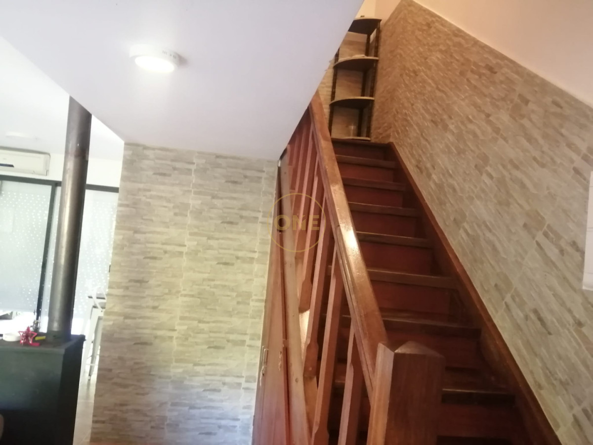 Apartamento ID.2081 - IMPERDIBLE!!! C PARRILLERO PROPIO DUPLEX TIPO CASA ZONA CANTEGRIL