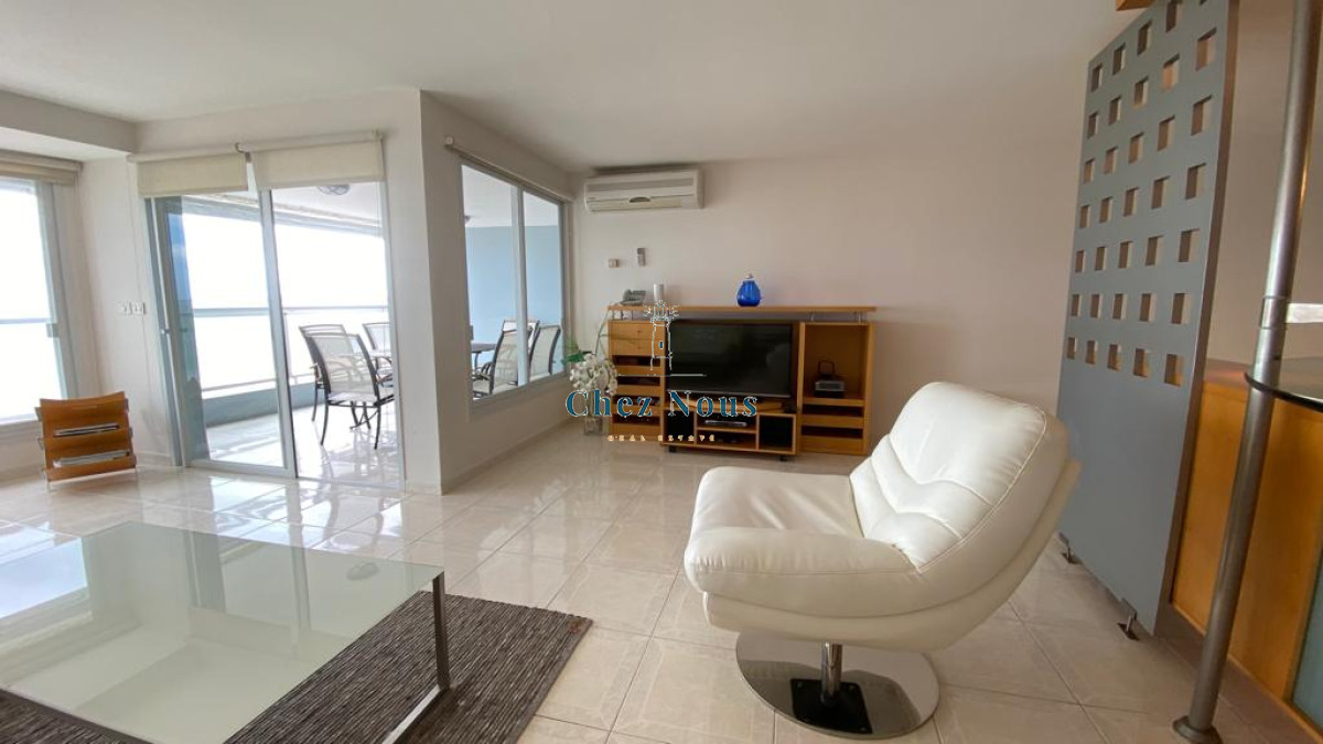Apartamento ID.1369 - OPORTUNIDAD EN MANSA  CON EXCELENTE VISTA AL MAR