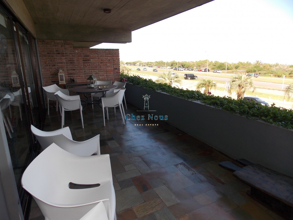 Apartamento ID.1298 - MUY BUEN APARTAMENTO FRENTE AL MAR