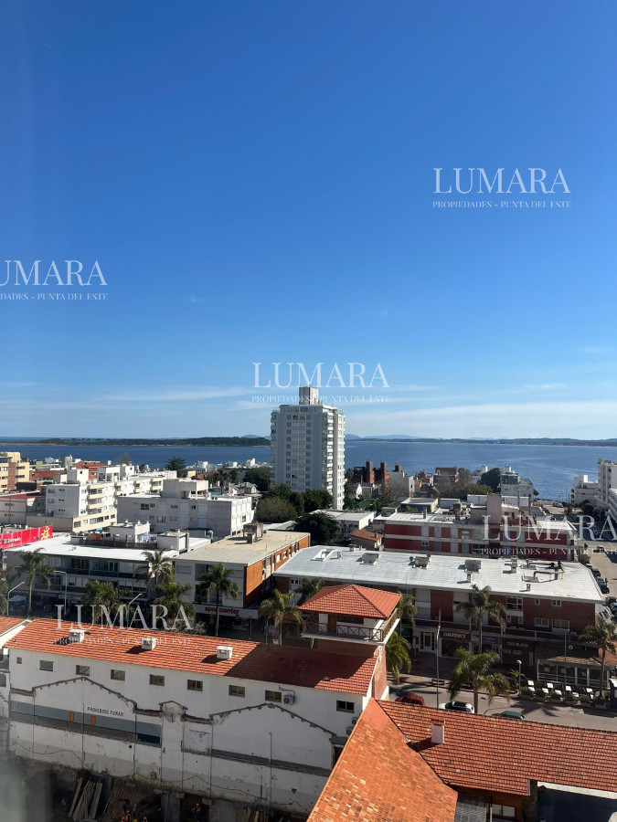 Apartamento ID.187 - PENINSULA CENTRO RECICLADO CON VISTA