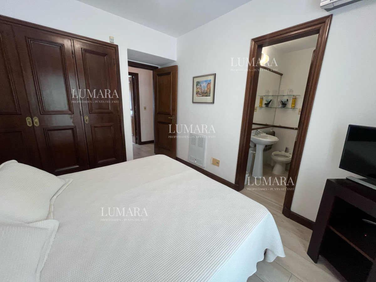 Apartamento ID.1136 - RINCON DEL INDIO A UNA CUADRA DE LA RAMBLA CON PARRILLERO PROPIO