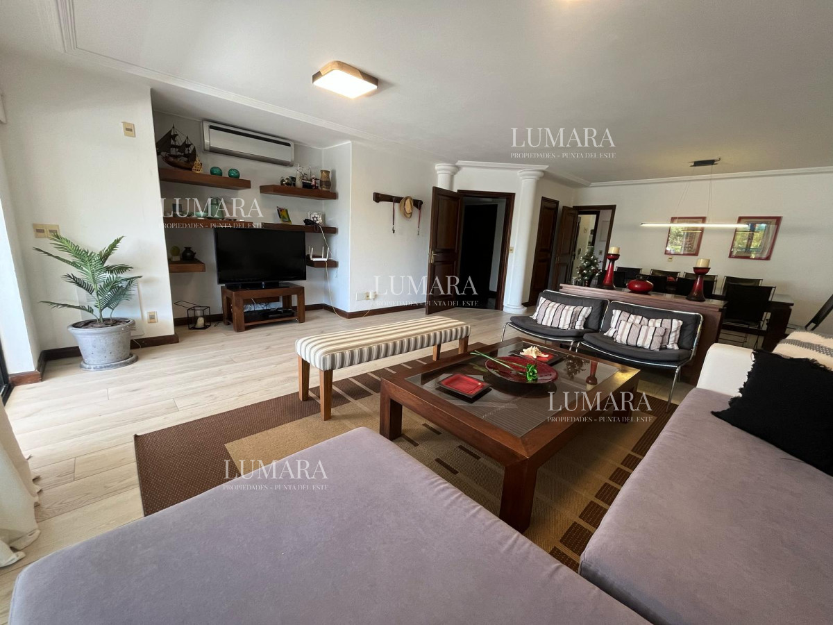 Apartamento ID.1136 - RINCON DEL INDIO A UNA CUADRA DE LA RAMBLA CON PARRILLERO PROPIO