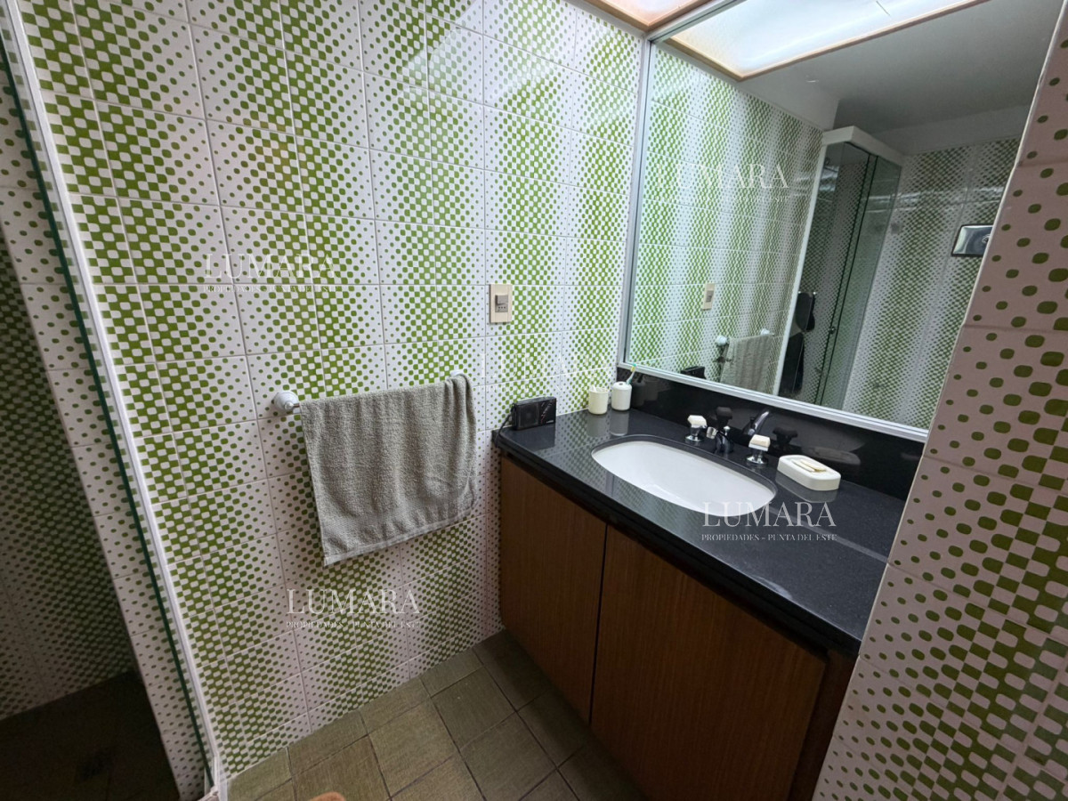 Apartamento ID.181 - CLÁSICA TORRE EN PENÍNSULA CON VISTA DE TODOS LOS AMBIENTES
