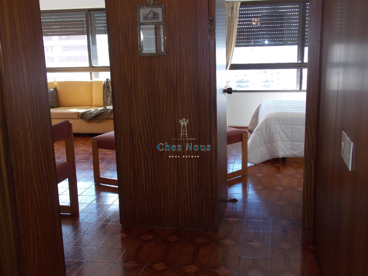 Apartamento ID.181 - CLÁSICA TORRE EN PENÍNSULA CON VISTA DE TODOS LOS AMBIENTES