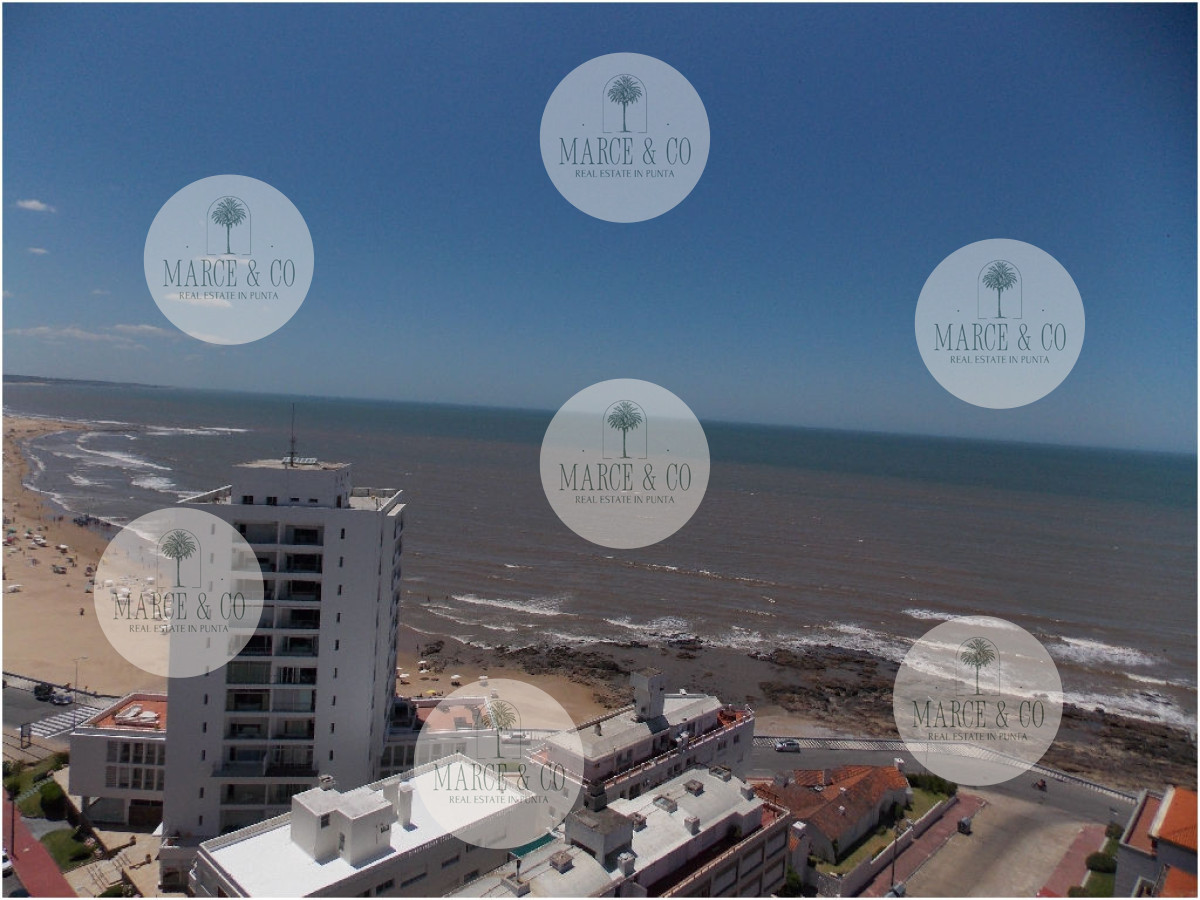 Apartamento ID.185 - En Peninsula, con vista a brava y parrillero propio 