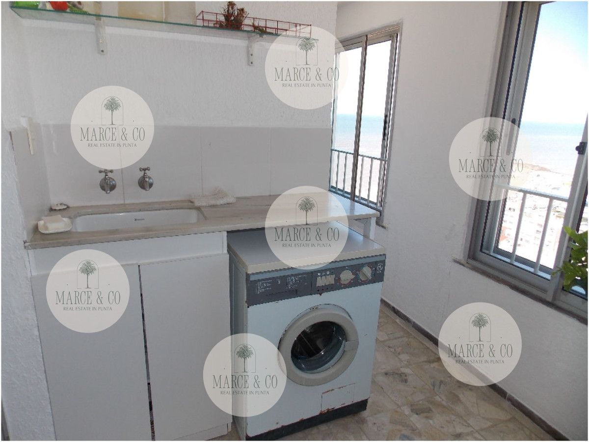 Apartamento ID.185 - En Peninsula, con vista a brava y parrillero propio 