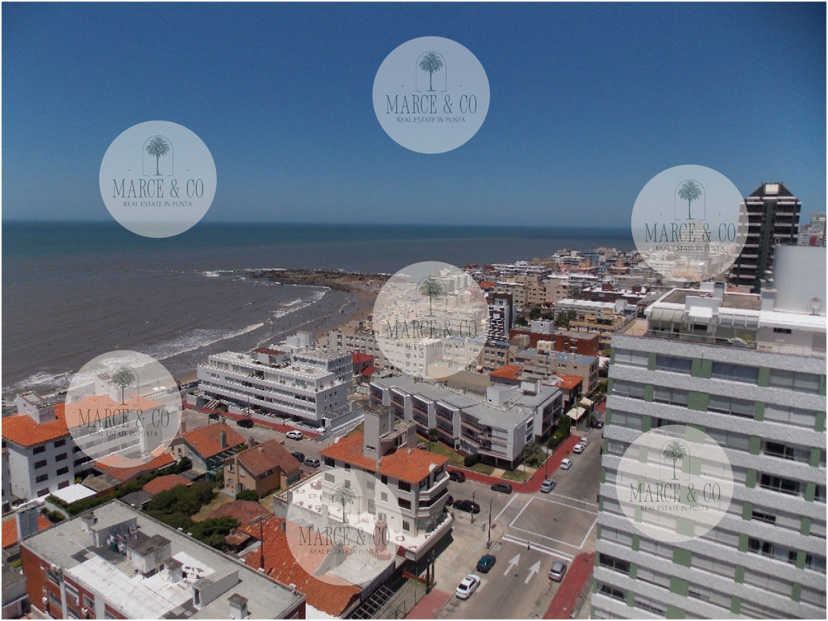 Apartamento ID.185 - En Peninsula, con vista a brava y parrillero propio 