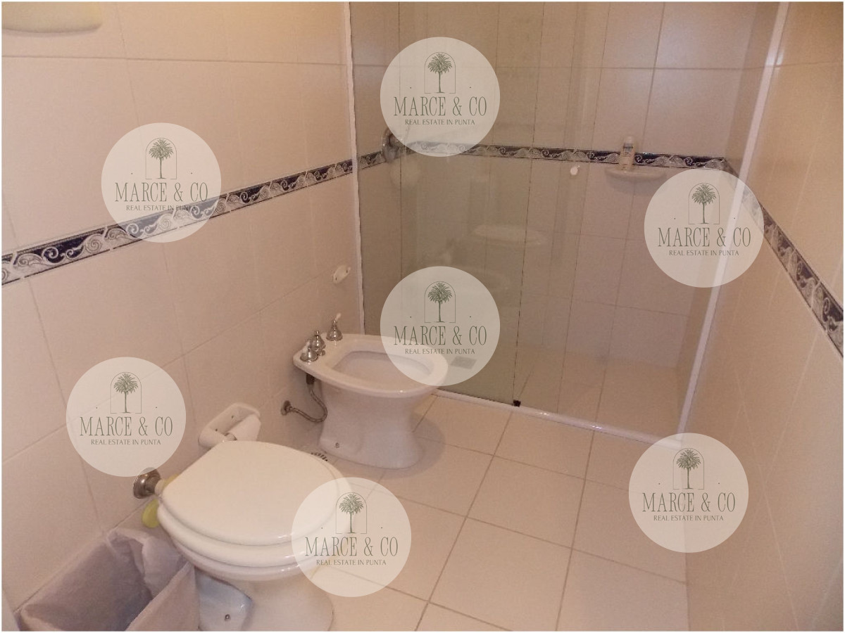Apartamento ID.185 - En Peninsula, con vista a brava y parrillero propio 