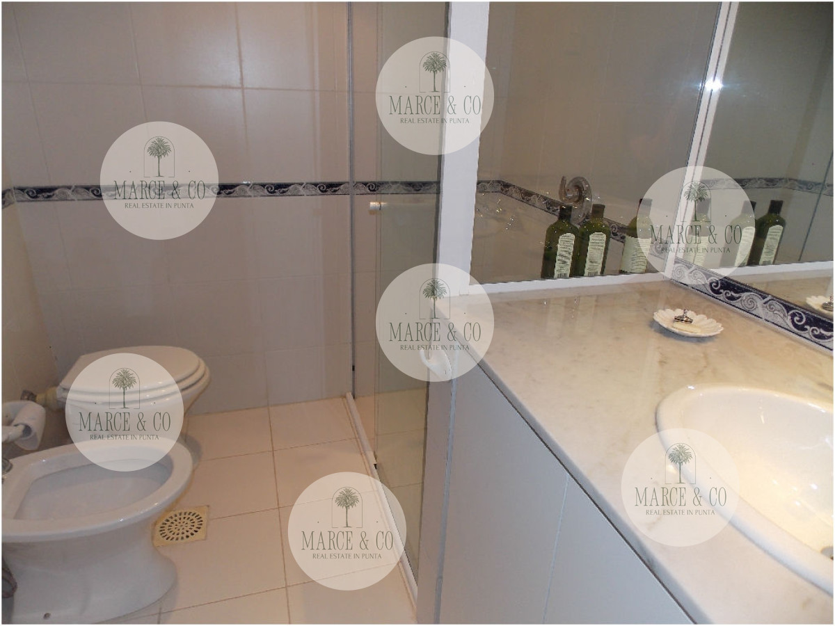 Apartamento ID.185 - En Peninsula, con vista a brava y parrillero propio 