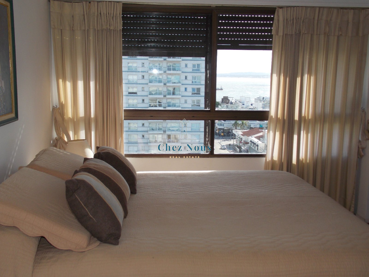 Apartamento ID.181 - CLÁSICA TORRE EN PENÍNSULA CON VISTA DE TODOS LOS AMBIENTES