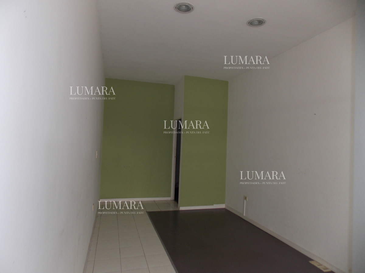 Local Comercial ID.3024 - LOCAL CENTRICO CALLE 29  venta con renta