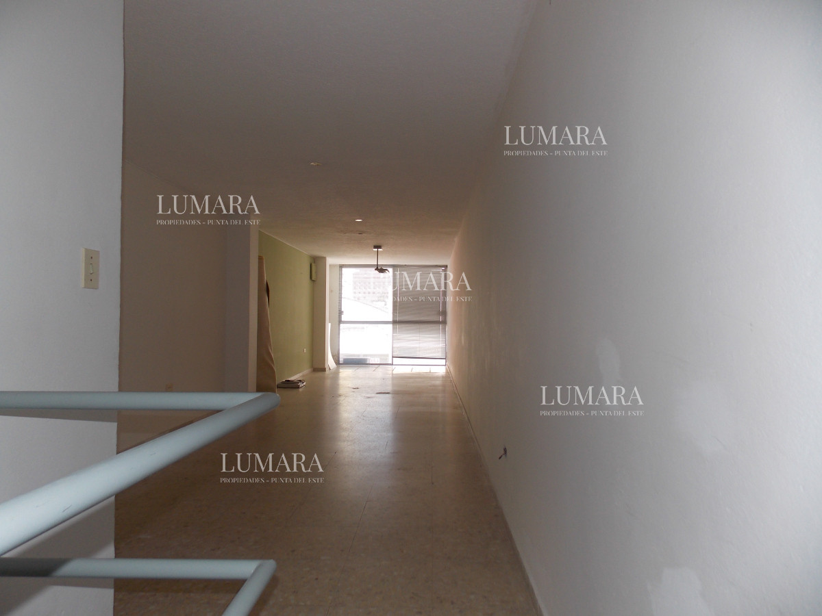 Local Comercial ID.3024 - LOCAL CENTRICO CALLE 29  venta con renta