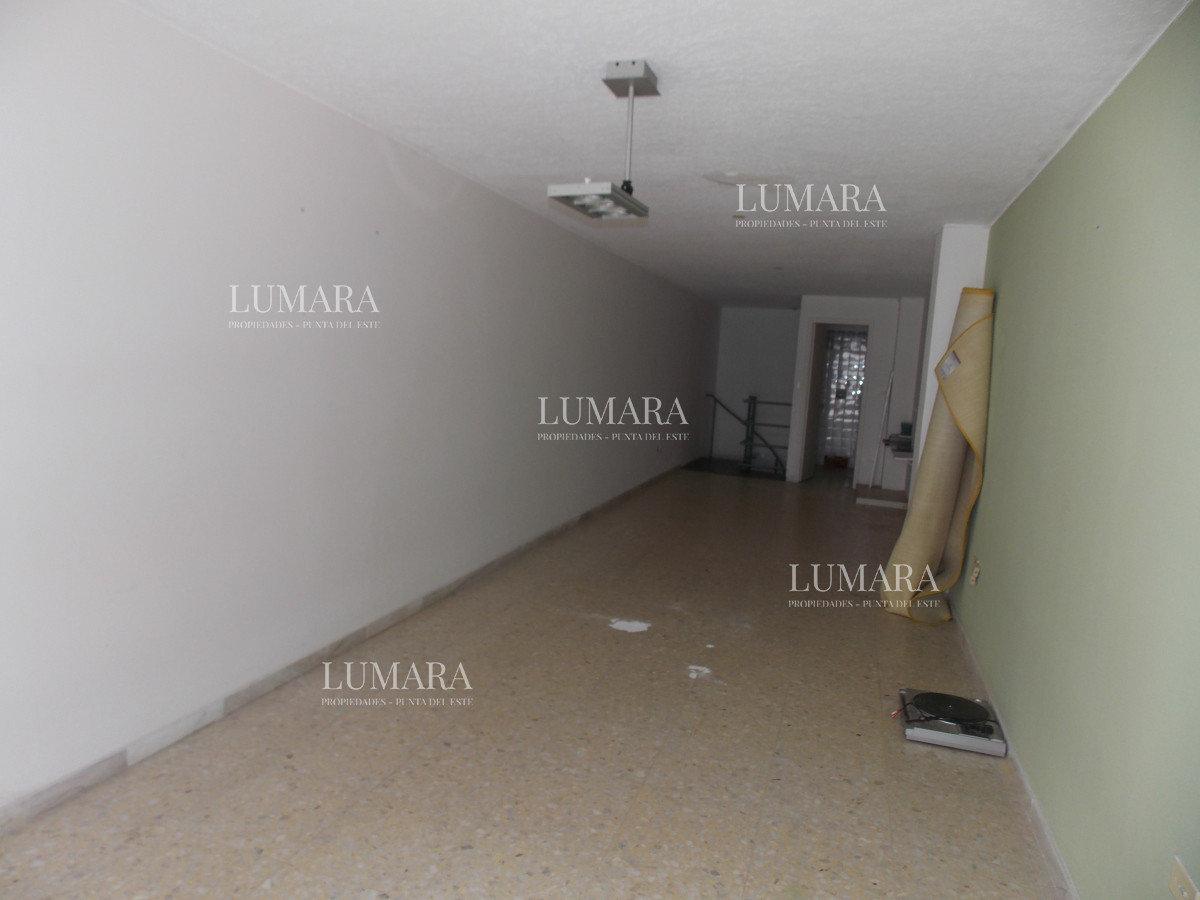 Local Comercial ID.3024 - LOCAL CENTRICO CALLE 29  venta con renta