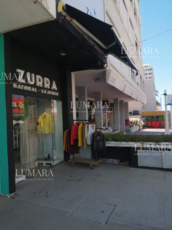 Local Comercial ID.3024 - LOCAL CENTRICO CALLE 29  venta con renta