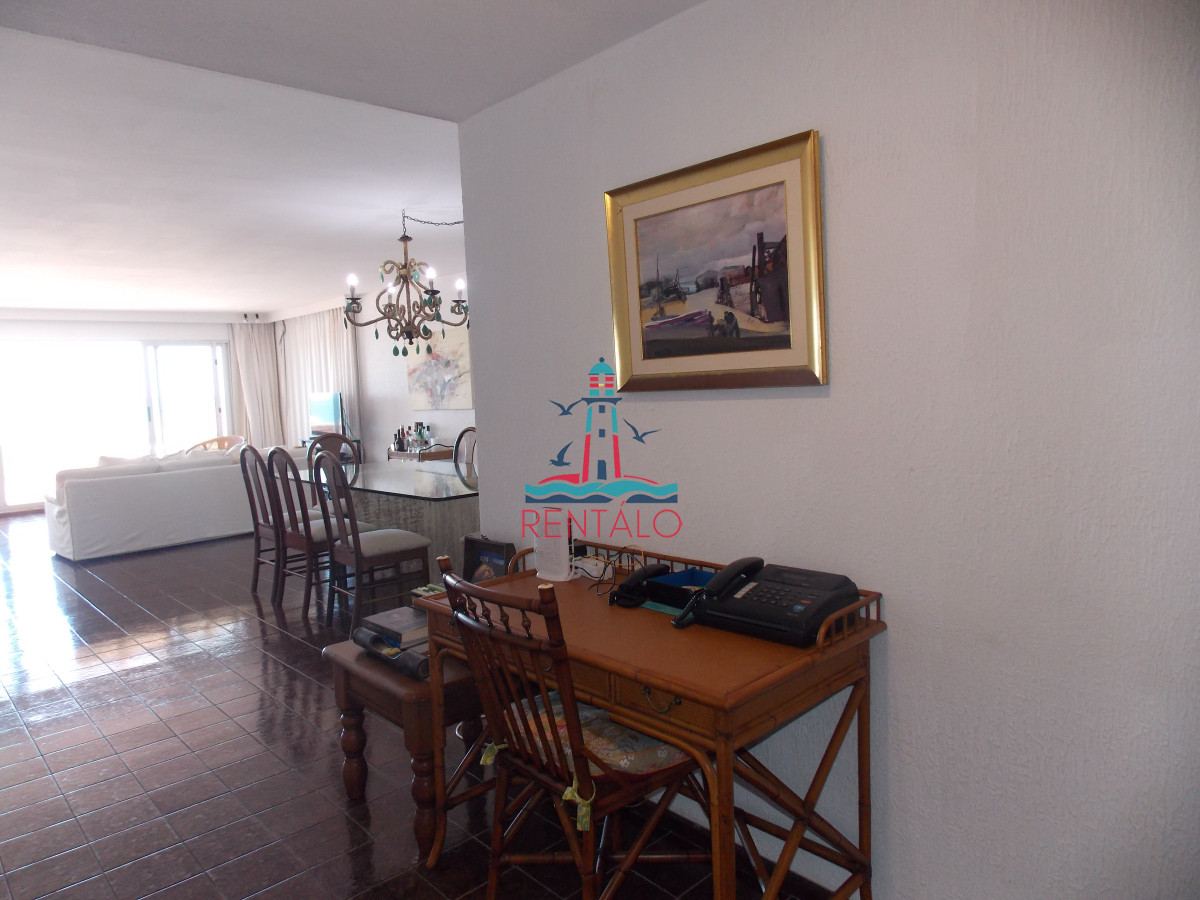 Apartamento ID.56 - Apartamento en venta Punta del Este, primera linea 