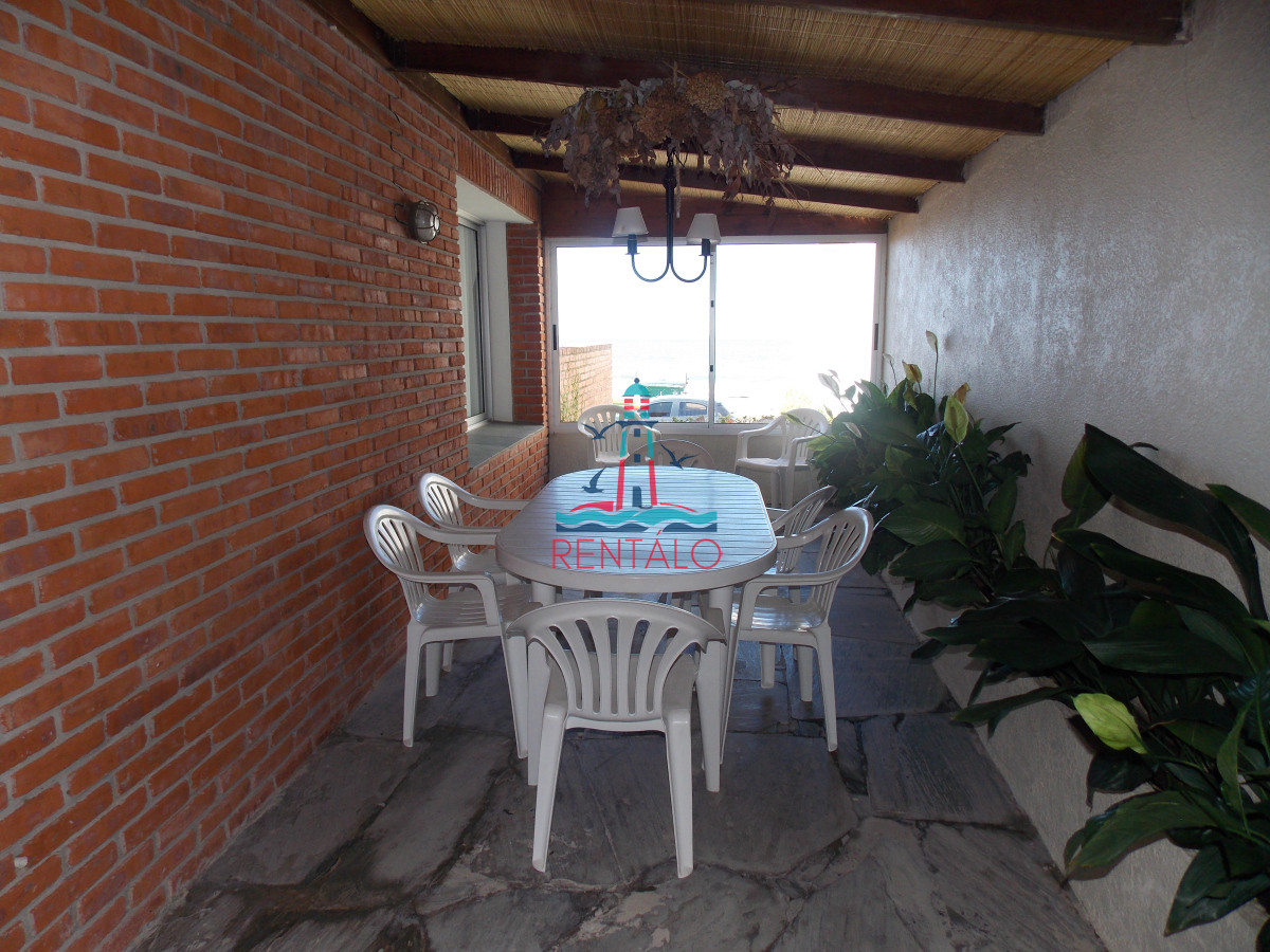 Apartamento ID.56 - Apartamento en venta Punta del Este, primera linea 